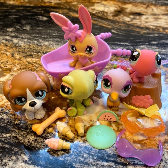 Littlest Pet Shop Spring Basket Set - Picture 1 of 8